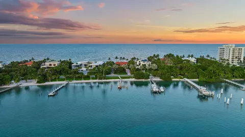 View/Area - 613 S Beach Rd, Jupiter, FL 33469 photo 10 of 10