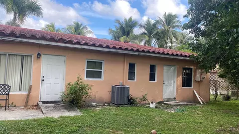 531 Evanston Cir, Fort Lauderdale, FL 33312