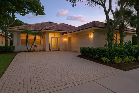 9150 Bay Harbour Cir, West Palm Beach, FL 33411