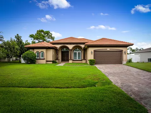 6009 NW Wolverine Rd, Port Saint Lucie, FL 34986