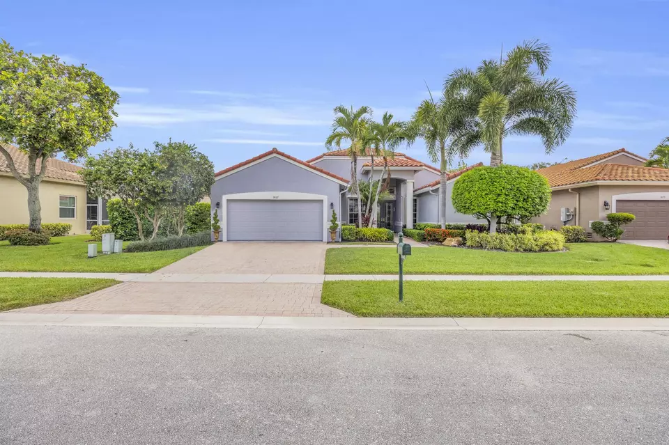 Exterior - 9085 Padova Dr, Boynton Beach, FL 33472 photo 2 of 6