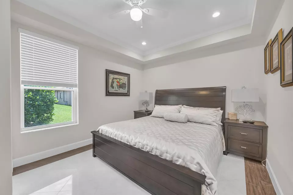 Bedroom - 9085 Padova Dr, Boynton Beach, FL 33472 photo 4 of 8