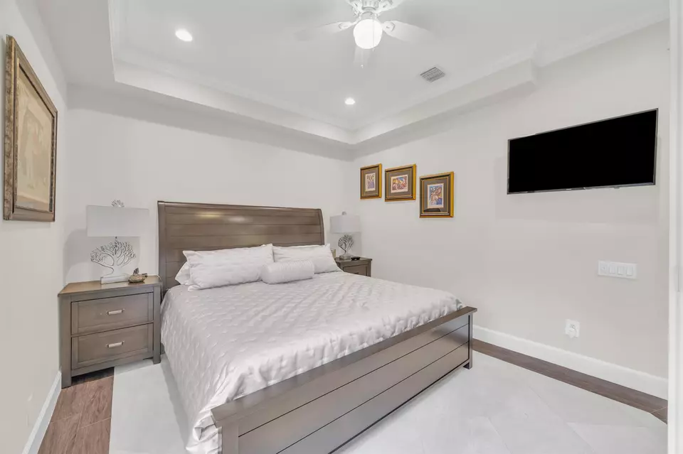 Bedroom - 9085 Padova Dr, Boynton Beach, FL 33472 photo 6 of 8