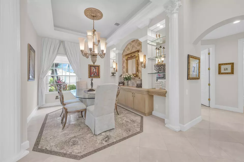 Dining - 9085 Padova Dr, Boynton Beach, FL 33472 photo 1 of 4