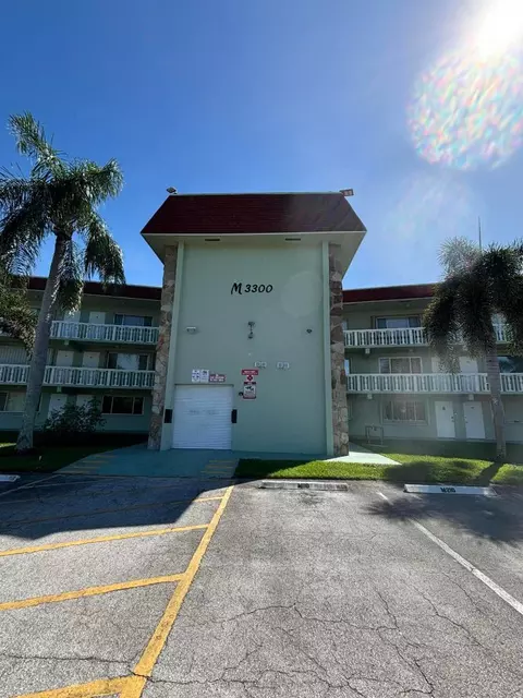 3300 Springdale Blvd #217, Palm Springs, FL 33461