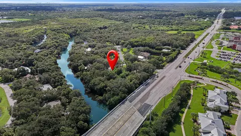 2460 Sweetwater Dr, Fort Pierce, FL 34981