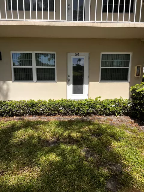 84 Crooked Tree Ln #105, Vero Beach, FL 32962