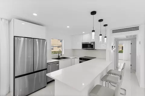 200 Saxony E, Delray Beach, FL 33446