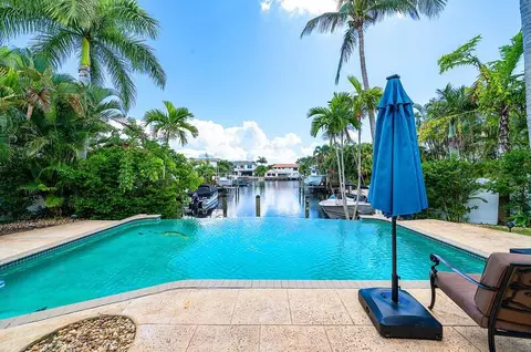 3026 NE 6th Dr, Boca Raton, FL 33431