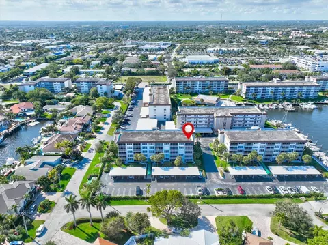 921 Gardenia Dr #370, Delray Beach, FL 33483
