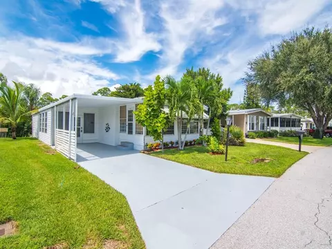 4 N North Warner Dr, Jensen Beach, FL 34957