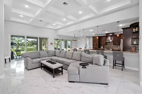 2807 SW South Calabria Cir, Port Saint Lucie, FL 34953