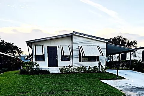 7781 SE Shenandoah Dr, Hobe Sound, FL 33455
