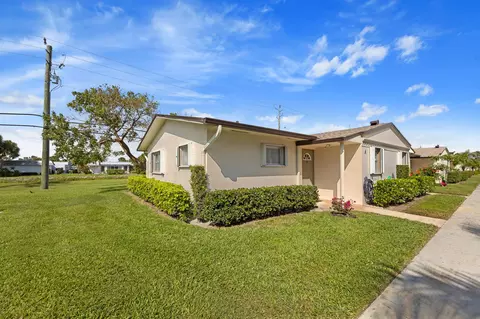 2883 Crosley Dr W #A, West Palm Beach, FL 33415