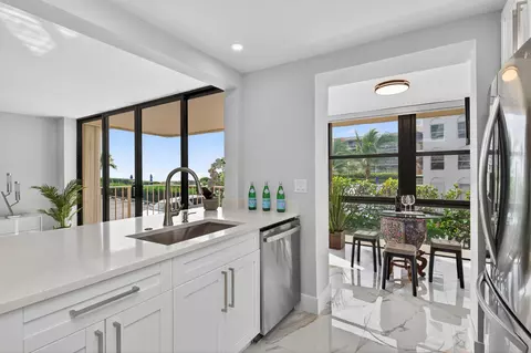 3200 S Ocean Blvd #A202, Palm Beach, FL 33480