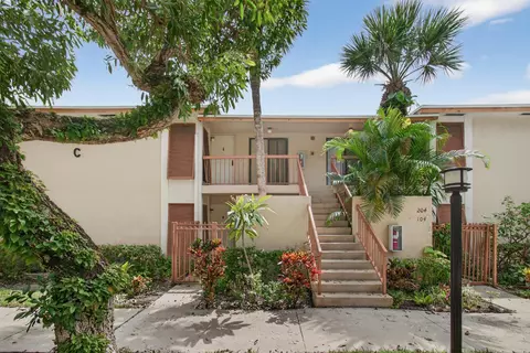 3939 NE 5th Ave #C203, Boca Raton, FL 33431