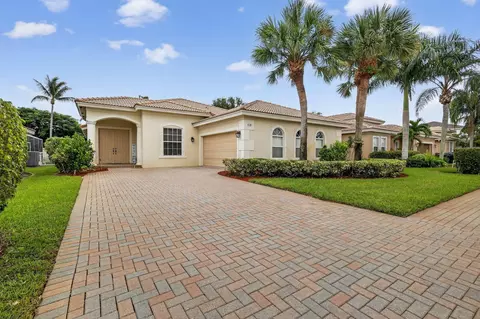 118 Bella Vista Way, Royal Palm Beach, FL 33411