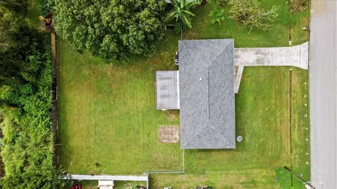 393 NW Curtis St, Port Saint Lucie, FL 34983