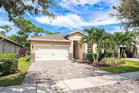 5721 SE Kawana Trl, Hobe Sound, FL 33455