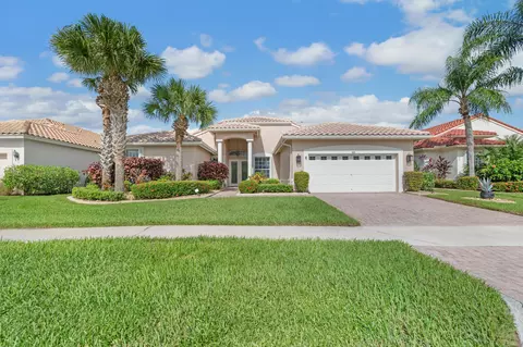 469 NW Blue Lake Dr, Port Saint Lucie, FL 34986