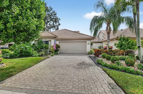 8997 Shoal Creek Ln, Boynton Beach, FL 33472