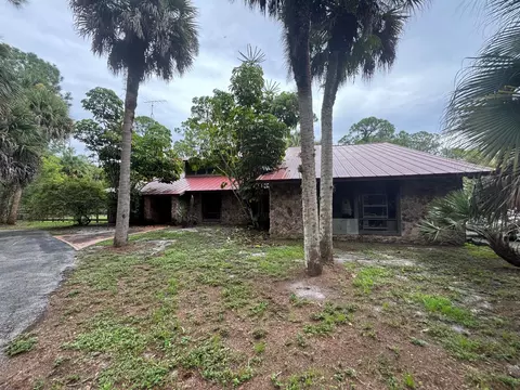 2730 Doe Trl, The Acreage, FL 33470