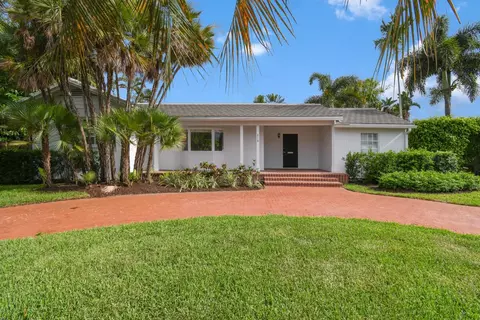 210 Miramar Way, West Palm Beach, FL 33405