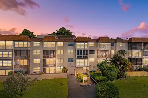 7000 NW 17th St #419, Plantation, FL 33313