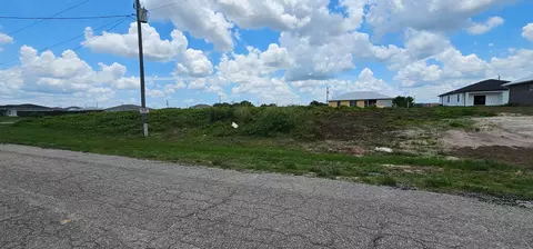 7003 Tide Cir, Labelle, FL 33935
