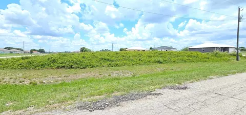 7003 Tide Cir, Labelle, FL 33935 photo 2