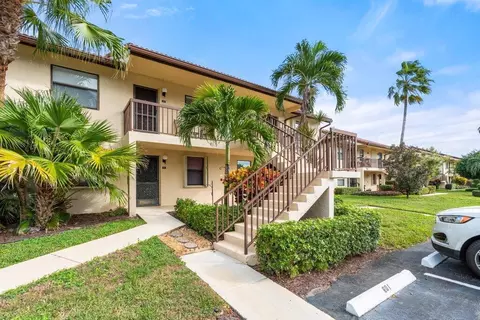 4654 Lucerne Lakes Blvd #206, Lake Worth, FL 33467