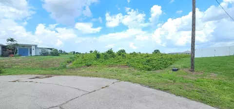 9009 Tea Ct, Labelle, FL 33935