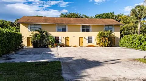 3761 93rd Ln N, West Palm Beach, FL 33403