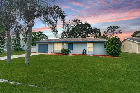 1148 SE Puritan Ln, Port Saint Lucie, FL 34983