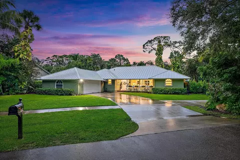 18020 Crown Quay Ln, Jupiter, FL 33458