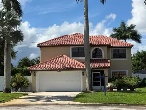 6999 Dearborn Pl, Boynton Beach, FL 33437