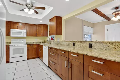 161 NW 24th Ct, Pompano Beach, FL 33064