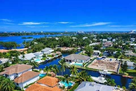 934 N Loxahatchee Dr, Jupiter, FL 33458