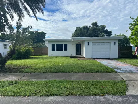 1954 Thomas St, Hollywood, FL 33020