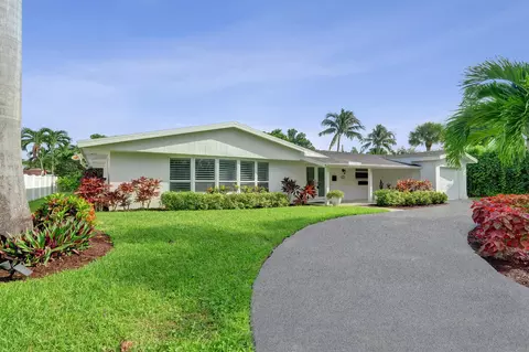 811 W Royal Palm Rd, Boca Raton, FL 33486