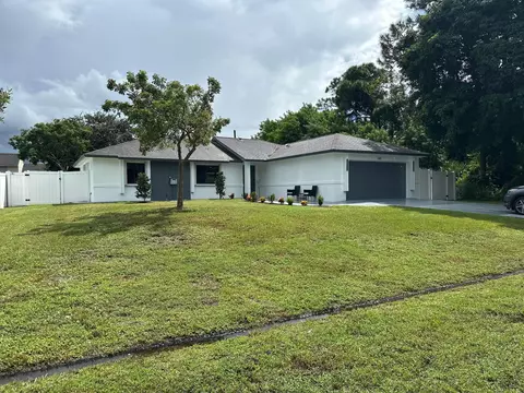 248 SE Fallon Dr, Port Saint Lucie, FL 34983