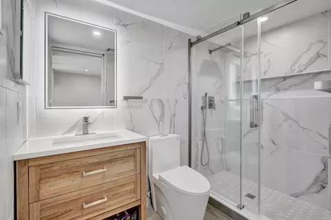 5340 Las Verdes Cir #324, Delray Beach, FL 33484
