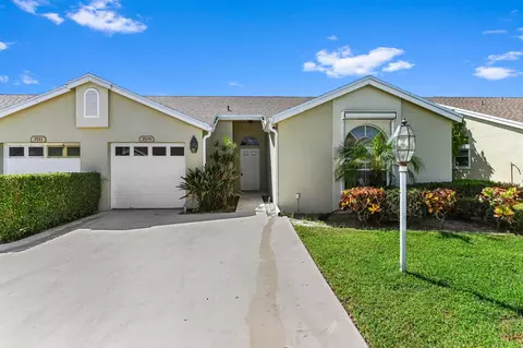 3509 Ridge Tree Ct, Greenacres, FL 33463