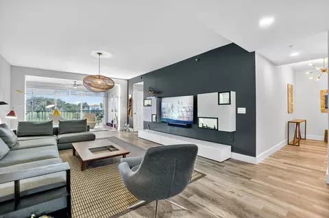 17047 Boca Club Blvd #162A, Boca Raton, FL 33487