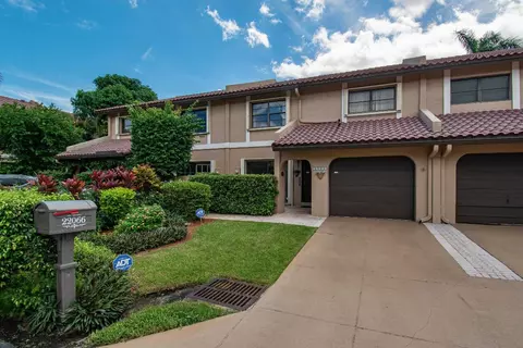 22066 Las Brisas Cir, Boca Raton, FL 33433