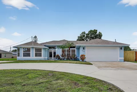 782 SE Breakwater Ave, Port Saint Lucie, FL 34983
