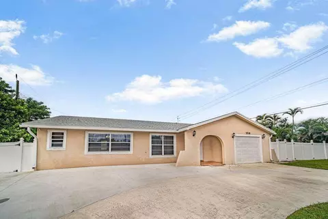 3518 10th Ave N, Palm Springs, FL 33461
