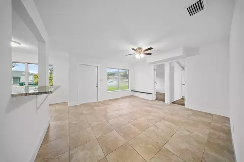 2904 SE Bamboo St, Stuart, FL 34997 photo 7