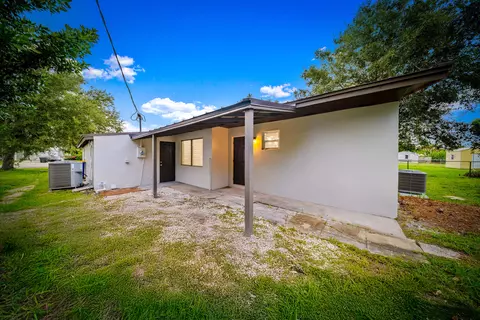 2904 SE Bamboo St, Stuart, FL 34997 photo 32