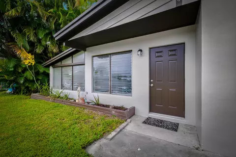 2904 SE Bamboo St, Stuart, FL 34997 photo 5
